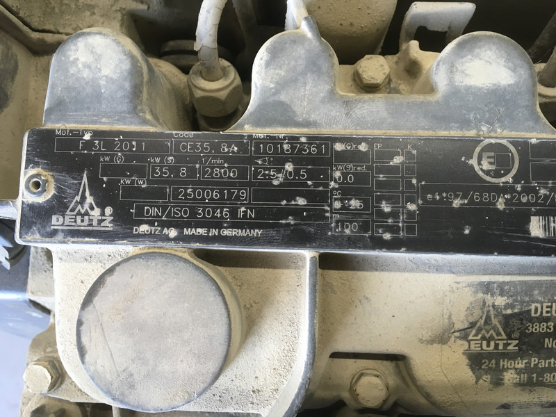 Deutz F3L2011 CORE - Maquinaria de construcción: foto 1 Deutz F3L2011 CORE - Maquinaria de construcción: foto 1