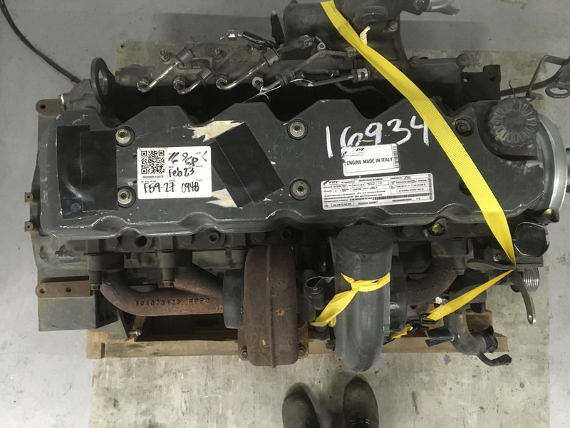 Iveco F4HFE613S*A003 USED - Maquinaria de construcción: foto 5 Iveco F4HFE613S*A003 USED - Maquinaria de construcción: foto 5