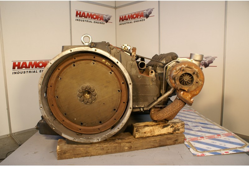 Mercedes-Benz OM 447.978 RECONDITIONED - Motor: foto 4 Mercedes-Benz OM 447.978 RECONDITIONED - Motor: foto 4