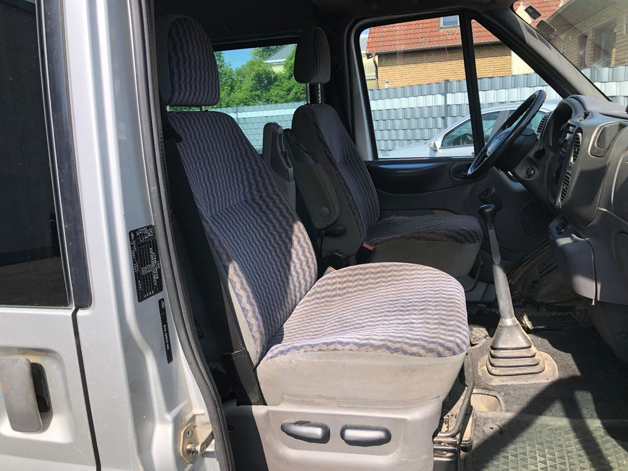 Furgoneta de pasajeros Ford Transit 2.4 TDi, Heckantrieb, 8-Sitzer, Klima: foto 13