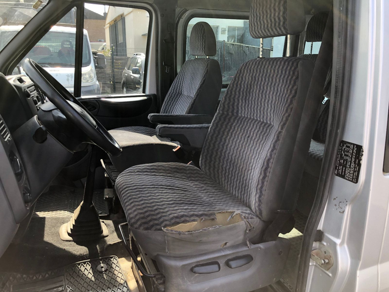 Furgoneta de pasajeros Ford Transit 2.4 TDi, Heckantrieb, 8-Sitzer, Klima: foto 25