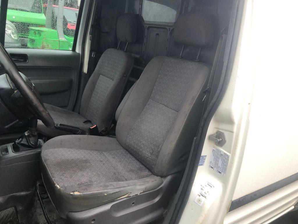 Furgoneta pequeña Ford Transit Connect 1.8 TDCi Kasten lang: foto 10 Furgoneta pequeña Ford Transit Connect 1.8 TDCi Kasten lang: foto 10