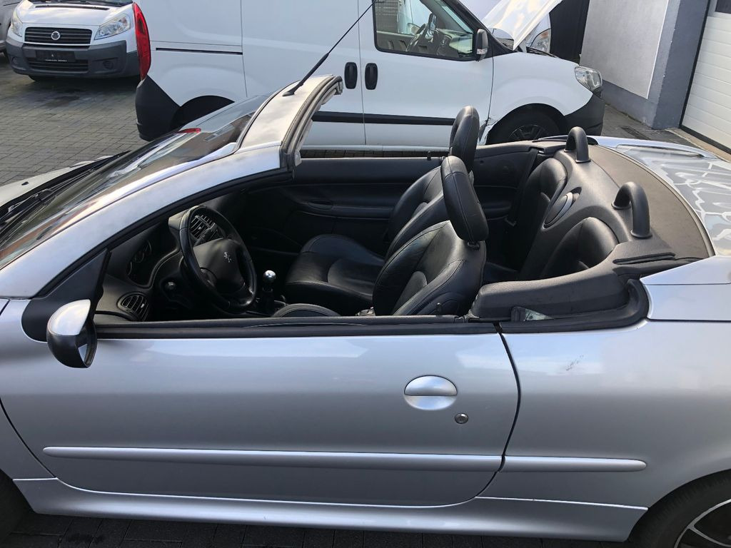 Peugeot 206 Cabriolet CC Platinum - Coche: foto 2 Peugeot 206 Cabriolet CC Platinum - Coche: foto 2