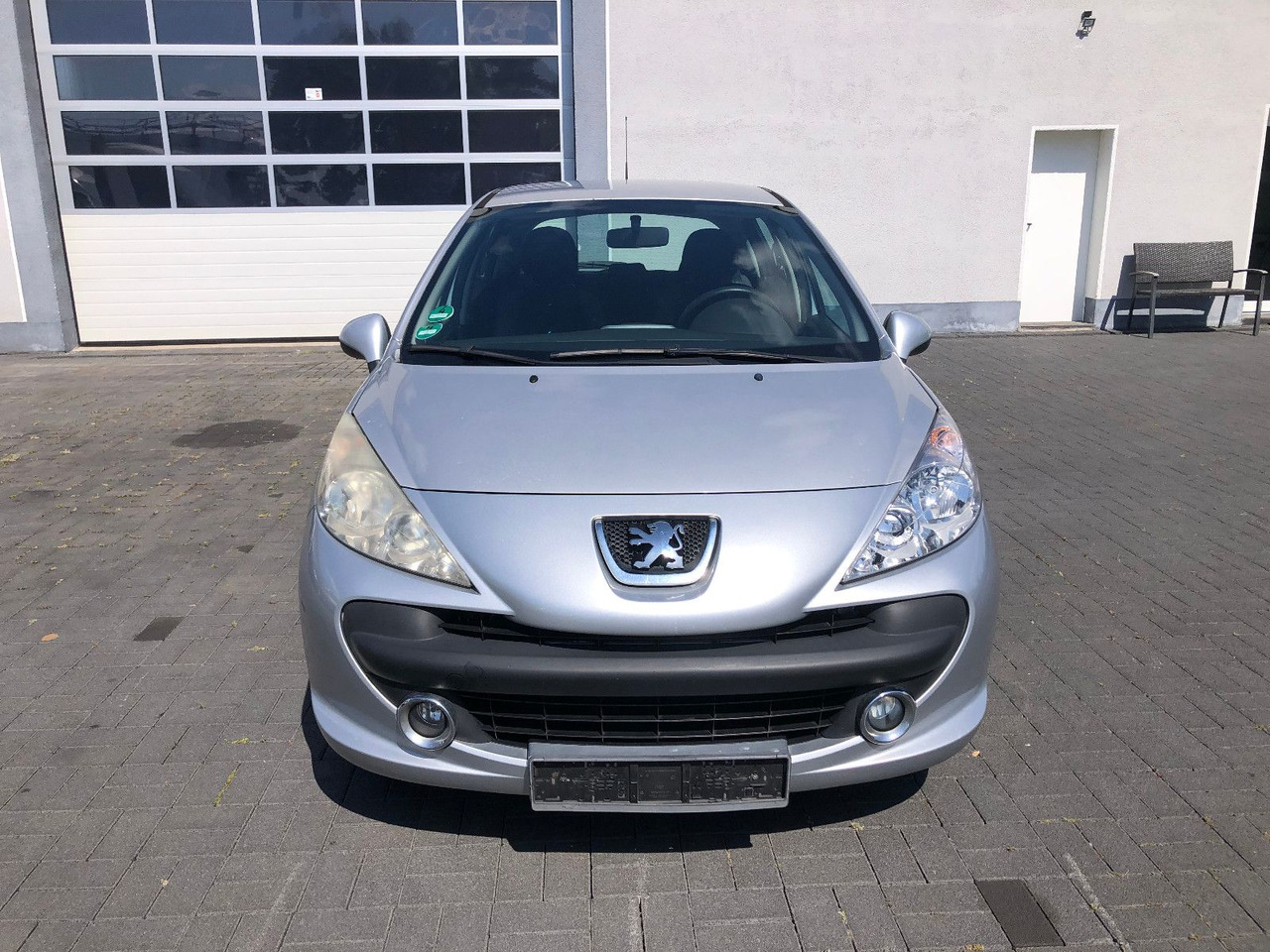 Peugeot 207 Urban Move 1.4i - Sedan: foto 5 Peugeot 207 Urban Move 1.4i - Sedan: foto 5