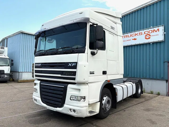 DAF XF 105.460 SPACECAB (4 IDENTICAL UNITS AVAILBLE) (ZF16 MANUAL GEARBOX / MX-BRAKE / 870+430 LITER TANK / FRIDGE / AIRCONDITIONING - Cabeza tractora: foto 1 DAF XF 105.460 SPACECAB (4 IDENTICAL UNITS AVAILBLE) (ZF16 MANUAL GEARBOX / MX-BRAKE / 870+430 LITER TANK / FRIDGE / AIRCONDITIONING - Cabeza tractora: foto 1