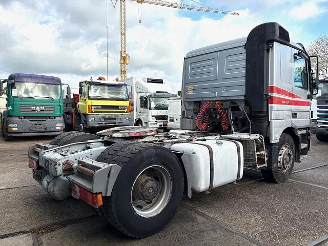 Mercedes-Benz Actros 1843 LS SLEEPERCAB (MP1) (ZF16 MANUAL GEARBOX / REDUCTION AXLE / AIRCONDITIONING / ETC.) - Cabeza tractora: foto 3 Mercedes-Benz Actros 1843 LS SLEEPERCAB (MP1) (ZF16 MANUAL GEARBOX / REDUCTION AXLE / AIRCONDITIONING / ETC.) - Cabeza tractora: foto 3