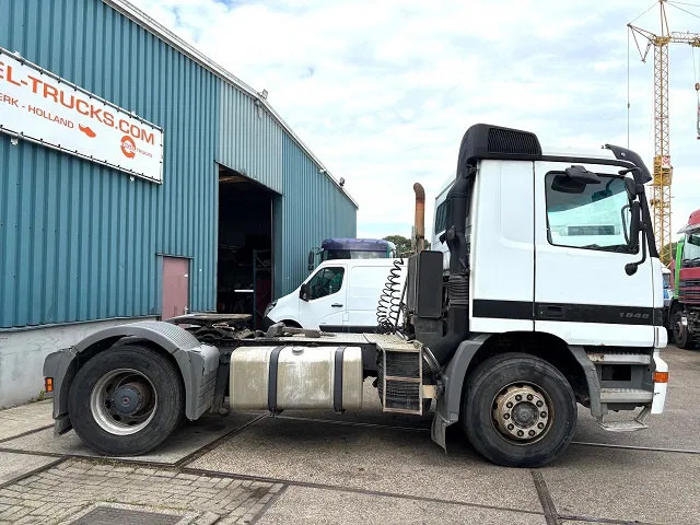 Mercedes-Benz Actros 1848 LS (MP1) 4x2 TRACTOR (EPS WITH CLUTCH / RUDUCTION AXLE / HYDRAULIC KIT / AIRCONDITIONING / ETC) - Cabeza tractora: foto 4 Mercedes-Benz Actros 1848 LS (MP1) 4x2 TRACTOR (EPS WITH CLUTCH / RUDUCTION AXLE / HYDRAULIC KIT / AIRCONDITIONING / ETC) - Cabeza tractora: foto 4