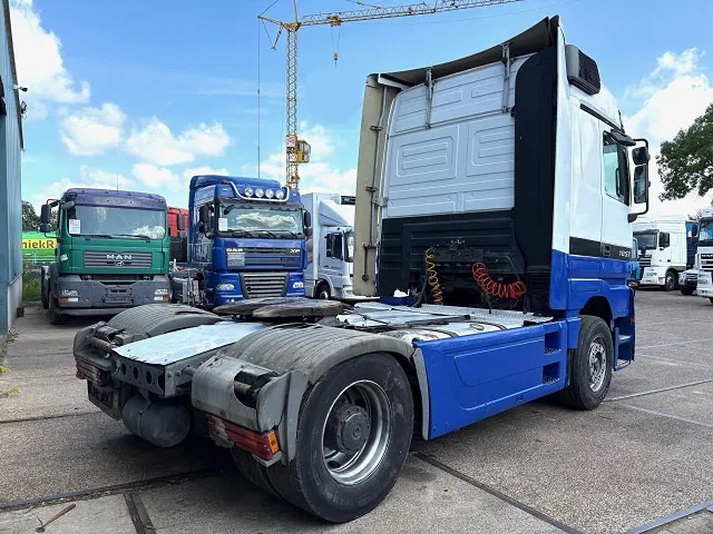 Mercedes-Benz Actros 1857 LS (MP1) MEGASPACE (EPS WITH CLUTCH (3-PEDALS) / RETARDER / REDUCTION AXLE / AIRCONDITIONING) - Cabeza tractora: foto 3 Mercedes-Benz Actros 1857 LS (MP1) MEGASPACE (EPS WITH CLUTCH (3-PEDALS) / RETARDER / REDUCTION AXLE / AIRCONDITIONING) - Cabeza tractora: foto 3
