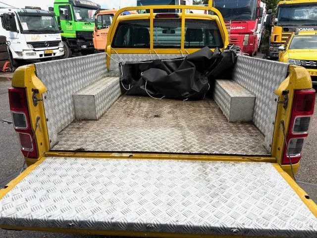 Pick-up Ford Ranger 2.2TDCI 4x4 SUPERCAB PICK-UP (APK/TUV 11-2026!) (6 GEARS MANUAL GEARBOX / AIRCONDITIONING / ETC!!) RANGER 2.2TDCI 4x4 SUPERCAB P: foto 7 Pick-up Ford Ranger 2.2TDCI 4x4 SUPERCAB PICK-UP (APK/TUV 11-2026!) (6 GEARS MANUAL GEARBOX / AIRCONDITIONING / ETC!!) RANGER 2.2TDCI 4x4 SUPERCAB P: foto 7