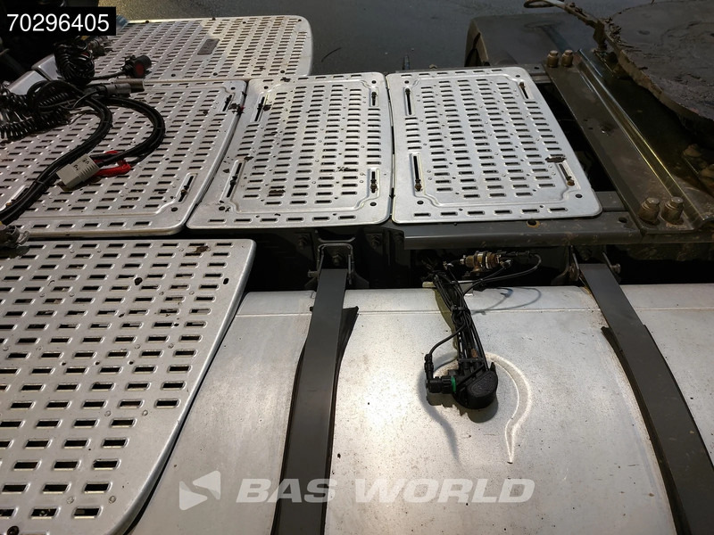 DAF XF 480 XF 4X2 SC ACC Euro 6 - Cabeza tractora: foto 2 DAF XF 480 XF 4X2 SC ACC Euro 6 - Cabeza tractora: foto 2