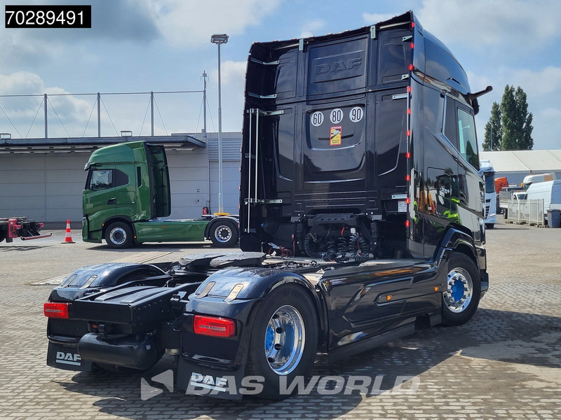 DAF XG+ 530 4X2 Full-Air Retarder 2xTanks Leder Standklima Alcoa's ACC LED Euro 6 - Cabeza tractora: foto 5 DAF XG+ 530 4X2 Full-Air Retarder 2xTanks Leder Standklima Alcoa's ACC LED Euro 6 - Cabeza tractora: foto 5
