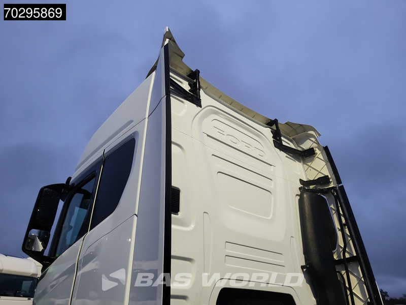 Ford F-Max 500 4X2 Retarder 2x Tanks Standklima Euro 6 - Cabeza tractora: foto 5 Ford F-Max 500 4X2 Retarder 2x Tanks Standklima Euro 6 - Cabeza tractora: foto 5