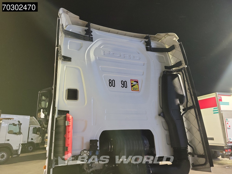 Ford F-Max 500 4X2 Retarder Standklima 2xTanks ACC LED Euro 6 - Cabeza tractora: foto 5 Ford F-Max 500 4X2 Retarder Standklima 2xTanks ACC LED Euro 6 - Cabeza tractora: foto 5