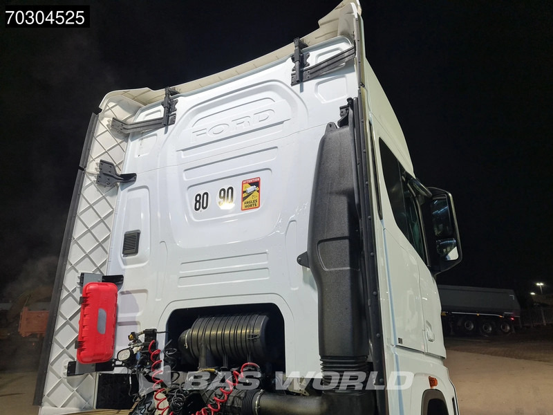 Ford F-Max 500 4X2 Retarder Standklima 2xTanks ACC LED Euro 6 - Cabeza tractora: foto 5 Ford F-Max 500 4X2 Retarder Standklima 2xTanks ACC LED Euro 6 - Cabeza tractora: foto 5