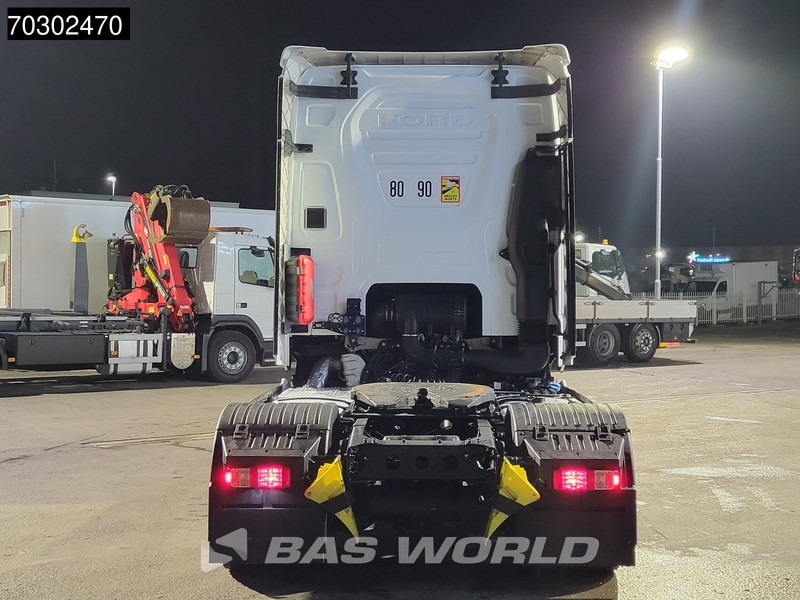 Ford F-Max 500 4X2 Retarder Standklima 2xTanks ACC LED Euro 6 - Cabeza tractora: foto 3 Ford F-Max 500 4X2 Retarder Standklima 2xTanks ACC LED Euro 6 - Cabeza tractora: foto 3