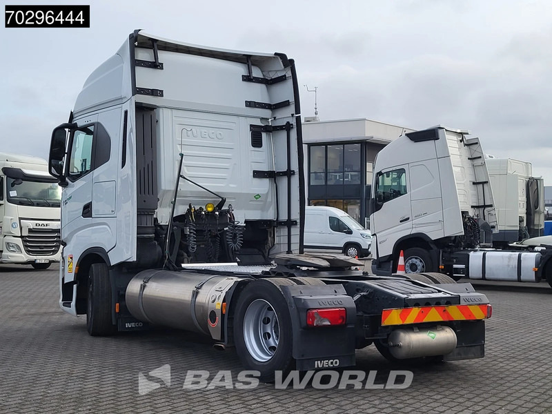Iveco S-Way 460 S-Way 4X2 LNG Retarder 2X Tanks - Cabeza tractora: foto 2 Iveco S-Way 460 S-Way 4X2 LNG Retarder 2X Tanks - Cabeza tractora: foto 2