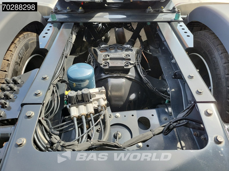 Cabeza tractora nuevo MAN TGX 18.480 4X2 NEW! Mega GM Retarder 2x Tanks Euro 6: foto 10 Cabeza tractora nuevo MAN TGX 18.480 4X2 NEW! Mega GM Retarder 2x Tanks Euro 6: foto 10