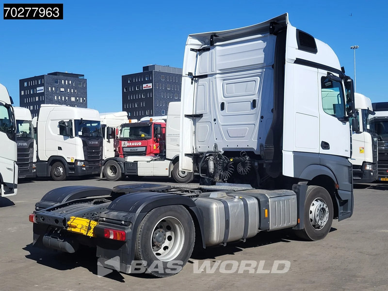 Leasing de Mercedes-Benz Actros 1851 Actros 4X2 BigSpace 2x Tanks Mercedes-Benz Actros 1851 Actros 4X2 BigSpace 2x Tanks: foto 11 Leasing de Mercedes-Benz Actros 1851 Actros 4X2 BigSpace 2x Tanks Mercedes-Benz Actros 1851 Actros 4X2 BigSpace 2x Tanks: foto 11
