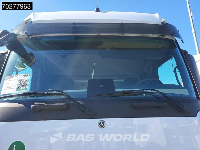 Leasing de Mercedes-Benz Actros 1851 Actros 4X2 BigSpace 2x Tanks Mercedes-Benz Actros 1851 Actros 4X2 BigSpace 2x Tanks: foto 15 Leasing de Mercedes-Benz Actros 1851 Actros 4X2 BigSpace 2x Tanks Mercedes-Benz Actros 1851 Actros 4X2 BigSpace 2x Tanks: foto 15