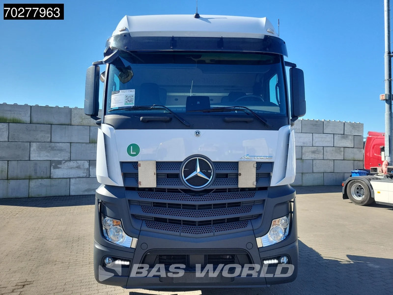 Leasing de Mercedes-Benz Actros 1851 Actros 4X2 BigSpace 2x Tanks Mercedes-Benz Actros 1851 Actros 4X2 BigSpace 2x Tanks: foto 13 Leasing de Mercedes-Benz Actros 1851 Actros 4X2 BigSpace 2x Tanks Mercedes-Benz Actros 1851 Actros 4X2 BigSpace 2x Tanks: foto 13