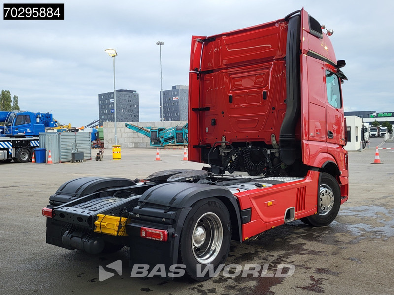 Cabeza tractora Mercedes-Benz Actros 1858 4X2 GigaSpace Retarder 2xTanks Leather Standairco PPC Navi ACC Euro 6: foto 5