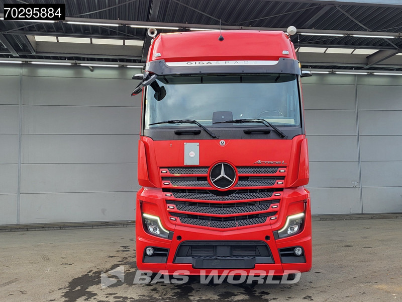 Cabeza tractora Mercedes-Benz Actros 1858 4X2 GigaSpace Retarder 2xTanks Leather Standairco PPC Navi ACC Euro 6: foto 6