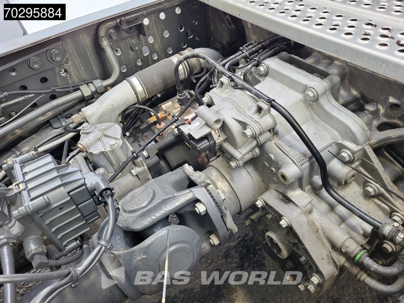 Cabeza tractora Mercedes-Benz Actros 1858 4X2 GigaSpace Retarder 2xTanks Leather Standairco PPC Navi ACC Euro 6: foto 15