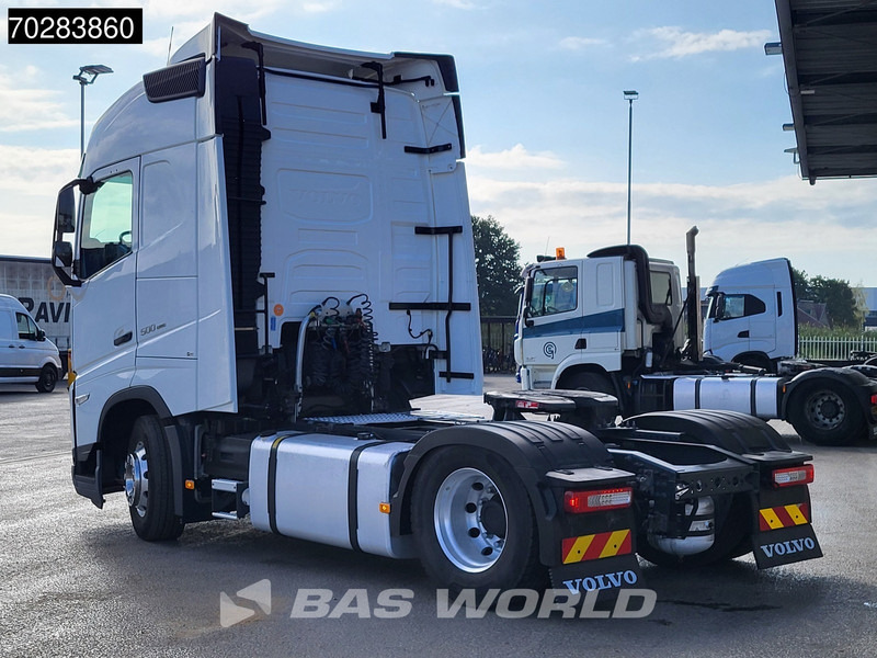 Volvo FH 500 4X2 2x Tanks VEB+ I-Park Cool ACC Navi Euro 6 - Cabeza tractora: foto 2 Volvo FH 500 4X2 2x Tanks VEB+ I-Park Cool ACC Navi Euro 6 - Cabeza tractora: foto 2