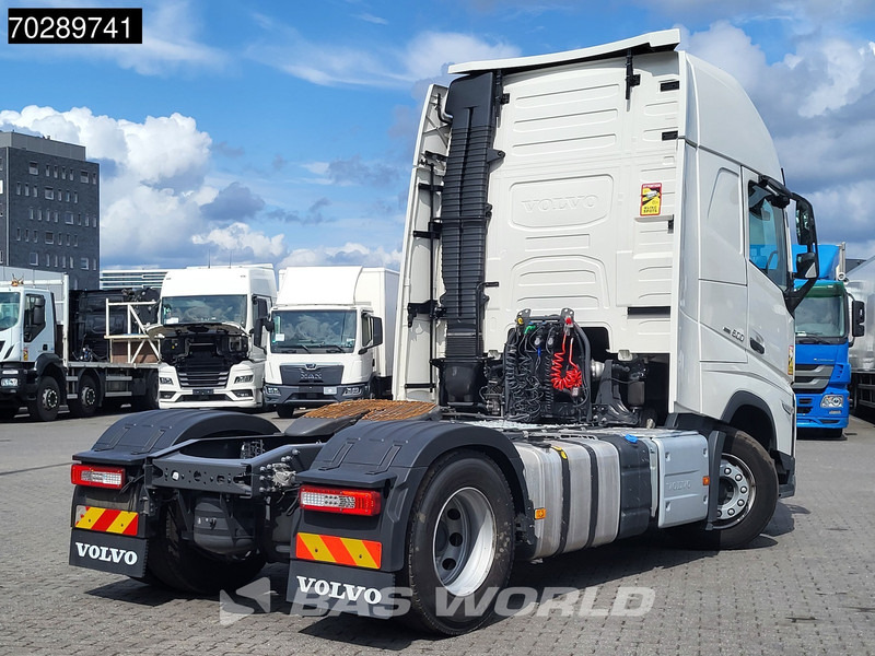 Volvo FH 500 4X2 XL VEB+ 2xTanks Navi LED ACC Euro 6 - Cabeza tractora: foto 5 Volvo FH 500 4X2 XL VEB+ 2xTanks Navi LED ACC Euro 6 - Cabeza tractora: foto 5