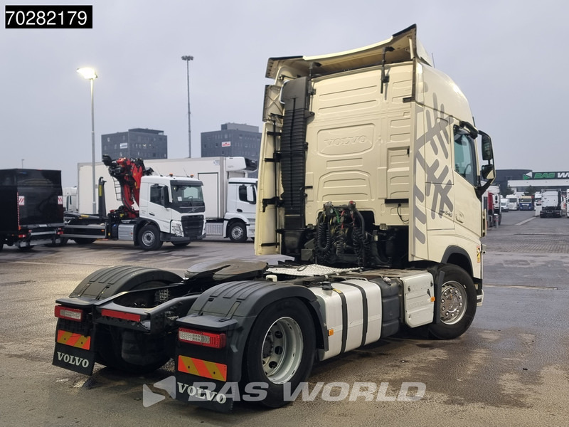 Volvo FH 540 4X2 VEB+ 2xTanks ACC I-Park Cool Euro 6 - Cabeza tractora: foto 5 Volvo FH 540 4X2 VEB+ 2xTanks ACC I-Park Cool Euro 6 - Cabeza tractora: foto 5