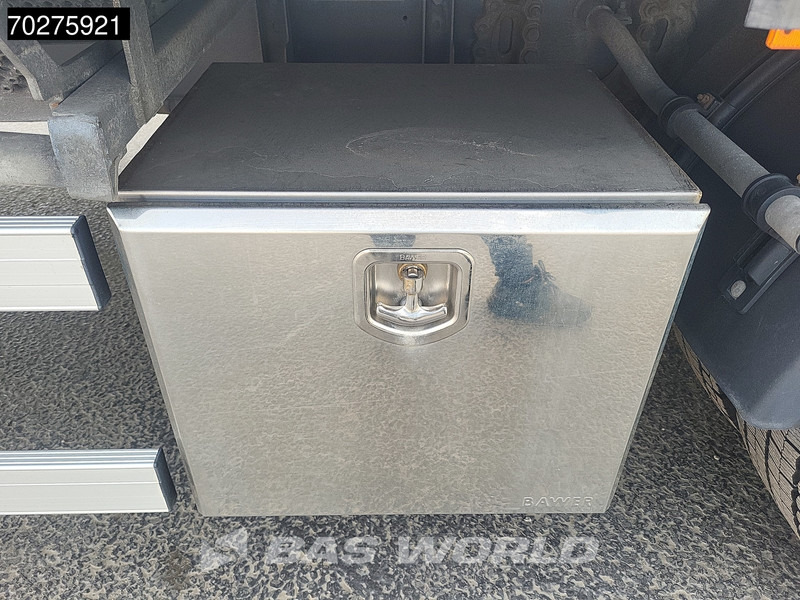 DAF LF 290 4X2 19 Tons Automatic 2t Tailgate Euro 6 ACC - Camión caja cerrada: foto 5 DAF LF 290 4X2 19 Tons Automatic 2t Tailgate Euro 6 ACC - Camión caja cerrada: foto 5