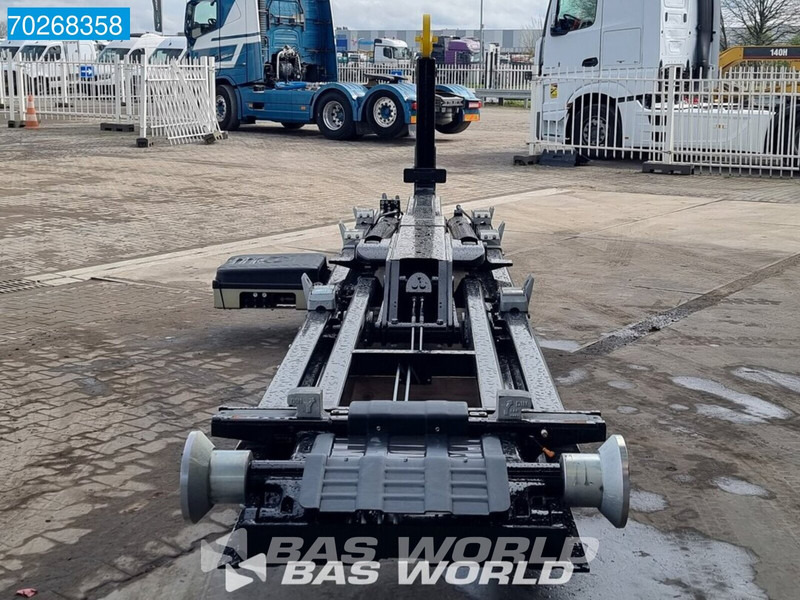 HYVA Hyva 20-65 S Hooklift 8X4 HYVA 20-65 S 20tons Hooklift NEW! - Camión multibasculante: foto 5 HYVA Hyva 20-65 S Hooklift 8X4 HYVA 20-65 S 20tons Hooklift NEW! - Camión multibasculante: foto 5