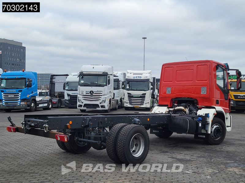 Iveco Eurocargo 180E320 4X2 NEW! 18T chassis 2017 production Euro 6 - Camión chasis: foto 5 Iveco Eurocargo 180E320 4X2 NEW! 18T chassis 2017 production Euro 6 - Camión chasis: foto 5