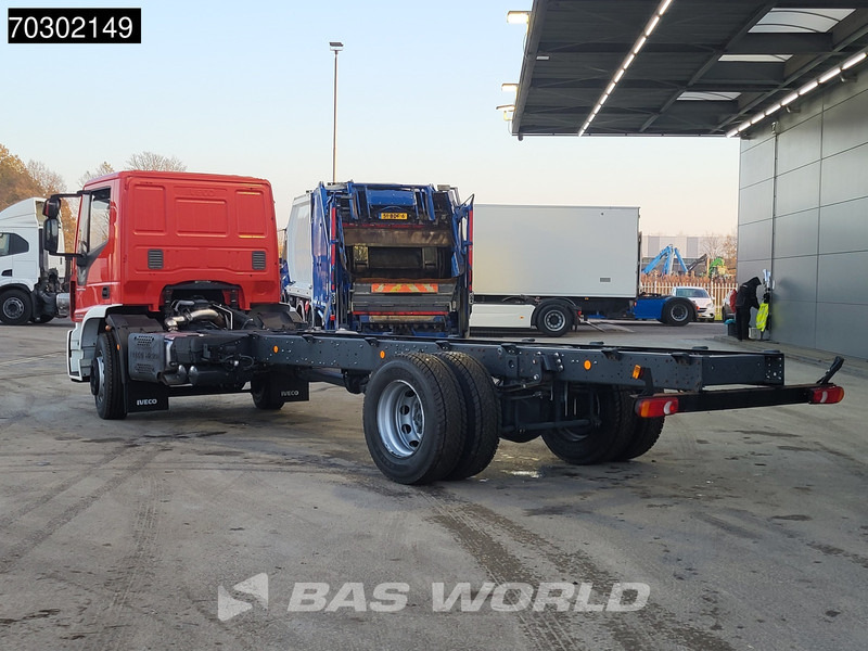 Iveco Eurocargo 180E320 4X2 NEW! 18T chassis 2017 production Euro 6 - Camión chasis: foto 2 Iveco Eurocargo 180E320 4X2 NEW! 18T chassis 2017 production Euro 6 - Camión chasis: foto 2