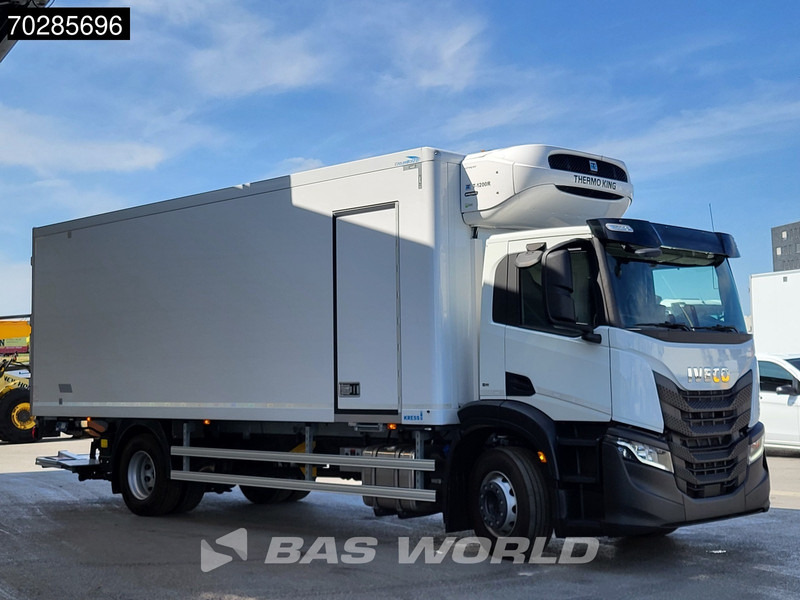 Iveco S-Way 400 4X2 NEW! 19t Thermo King T-1200 ATP Automatic 2000kg Ladebordwand Euro 6 - Camión frigorífico: foto 3 Iveco S-Way 400 4X2 NEW! 19t Thermo King T-1200 ATP Automatic 2000kg Ladebordwand Euro 6 - Camión frigorífico: foto 3