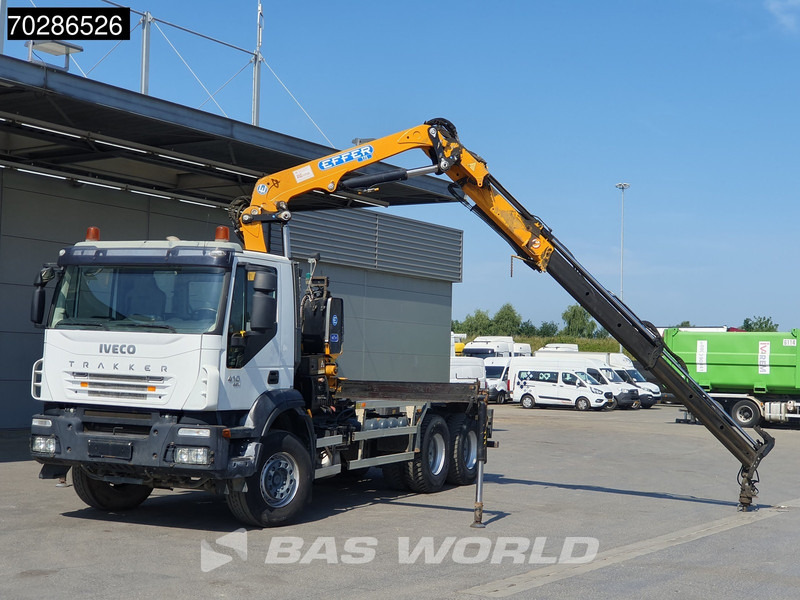 Iveco Trakker 410 6X4 Effer CRANE 175/2S Manual 20 Tonnes EEV - Camión multibasculante, Camión grúa: foto 5 Iveco Trakker 410 6X4 Effer CRANE 175/2S Manual 20 Tonnes EEV - Camión multibasculante, Camión grúa: foto 5