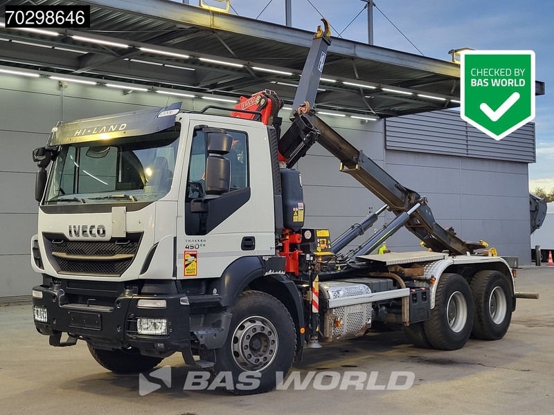 Iveco Trakker 450 6X4 Fassi F120B.2.22 Crane Marrel AL16S50 Retarder Big-axle Euro 6 - Camión multibasculante, Camión grúa: foto 1 Iveco Trakker 450 6X4 Fassi F120B.2.22 Crane Marrel AL16S50 Retarder Big-axle Euro 6 - Camión multibasculante, Camión grúa: foto 1