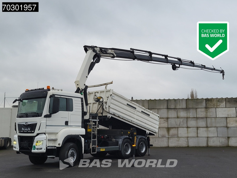 MAN TGS 33.420 6X6 Palfinger PK33002 EH Crane 12m3 tipper Manual Retarder Big-Axle Euro 6 - Camión volquete, Camión grúa: foto 1 MAN TGS 33.420 6X6 Palfinger PK33002 EH Crane 12m3 tipper Manual Retarder Big-Axle Euro 6 - Camión volquete, Camión grúa: foto 1