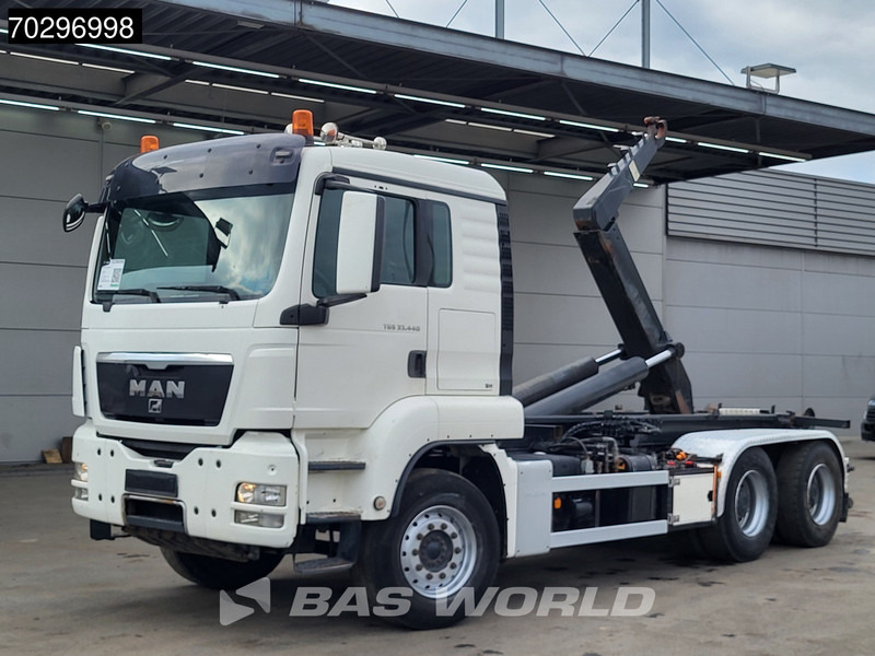 Camión multibasculante MAN TGS 33.440 6X4 25Ton AJK NHS25-5930 hooklift with 5th wheel Wechselsystem Manual Big-Axle Euro 5: foto 6 Camión multibasculante MAN TGS 33.440 6X4 25Ton AJK NHS25-5930 hooklift with 5th wheel Wechselsystem Manual Big-Axle Euro 5: foto 6