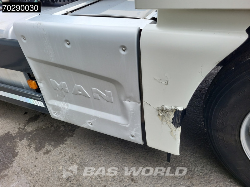 MAN TGX 26.460 6X2 BDF Liftaxle Automatic Retarder ACC Euro 6 - Camión portacontenedore/ Intercambiable: foto 5 MAN TGX 26.460 6X2 BDF Liftaxle Automatic Retarder ACC Euro 6 - Camión portacontenedore/ Intercambiable: foto 5