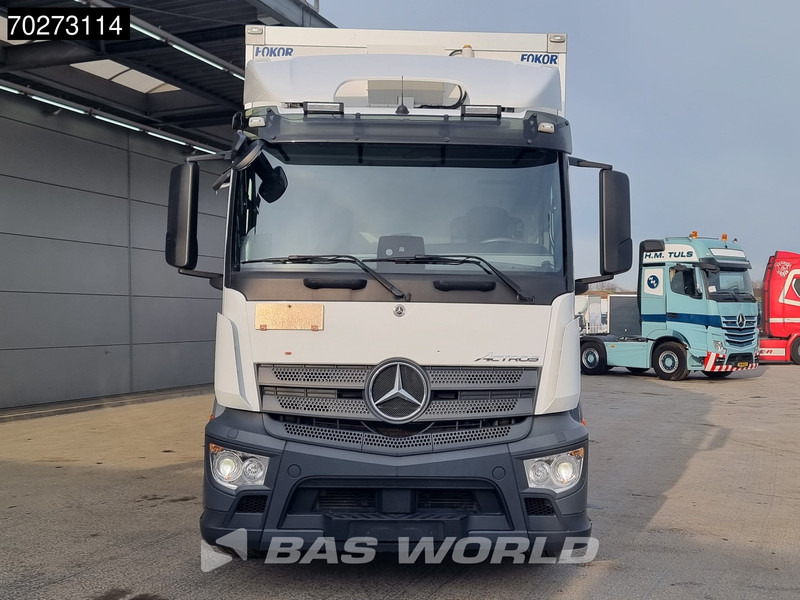 Mercedes-Benz Actros 1827 4X2 2000kg Ladebordwand Xenon ClassicSpace Automatic Euro 6 - Camión caja cerrada: foto 5 Mercedes-Benz Actros 1827 4X2 2000kg Ladebordwand Xenon ClassicSpace Automatic Euro 6 - Camión caja cerrada: foto 5