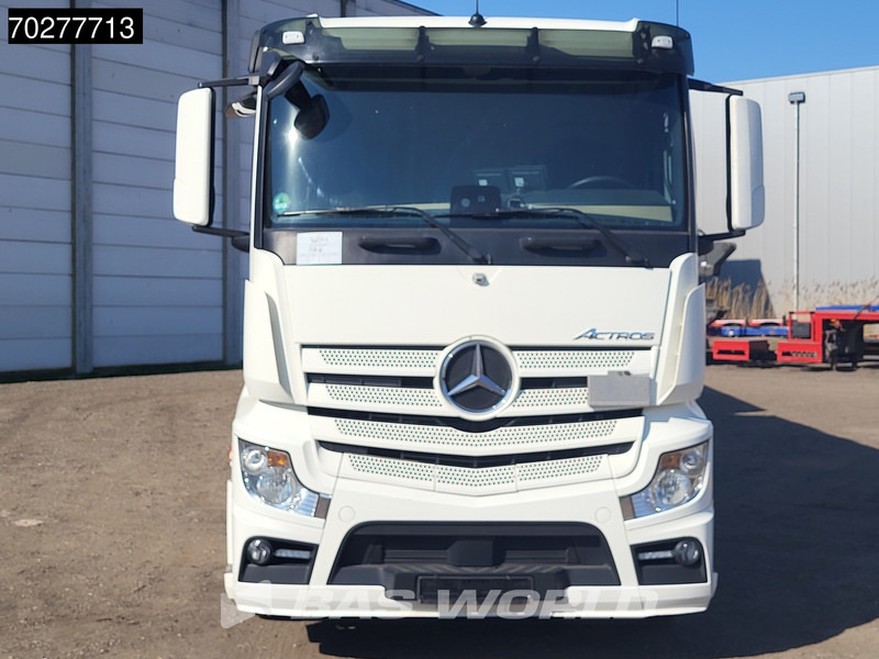 Mercedes-Benz Actros 2543 6X2 Lift-Lenk Asche Retarder ACC Navi PPC Euro 6 - Camión caja cerrada: foto 5 Mercedes-Benz Actros 2543 6X2 Lift-Lenk Asche Retarder ACC Navi PPC Euro 6 - Camión caja cerrada: foto 5