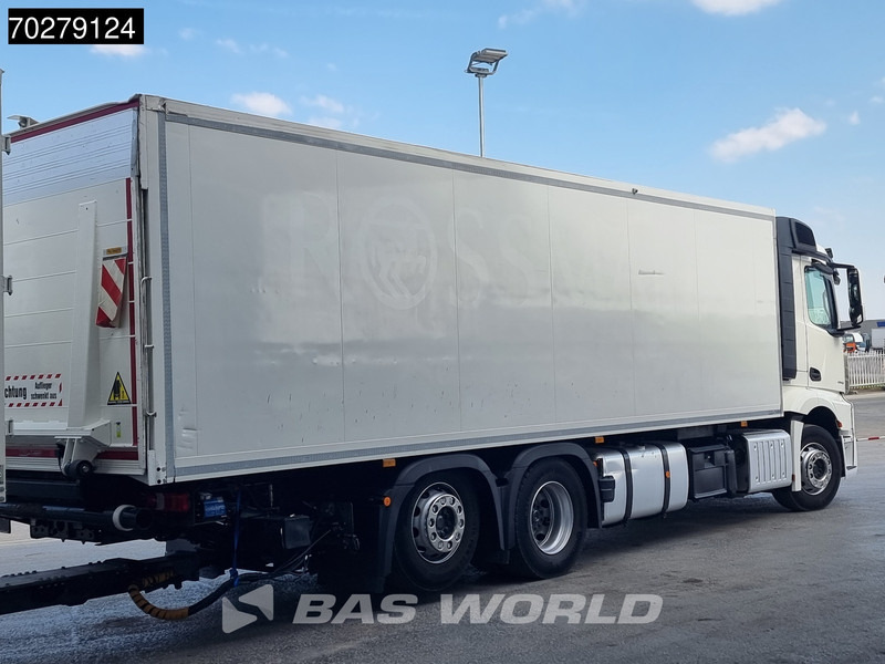 Mercedes-Benz Actros 2543 6X2 Lift+steering Axle Retarder ACC Navi Ladebordwand Euro 6 - Camión frigorífico: foto 5 Mercedes-Benz Actros 2543 6X2 Lift+steering Axle Retarder ACC Navi Ladebordwand Euro 6 - Camión frigorífico: foto 5