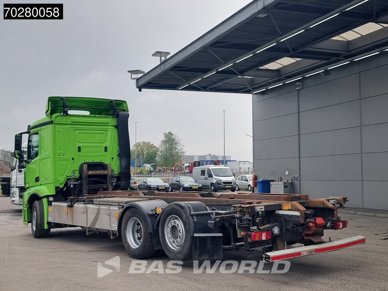 Mercedes-Benz Actros 2545 6X2 Hydraulic Liftable BDF system Lift+steering axle ADR Euro 6 - Camión portacontenedore/ Intercambiable: foto 2 Mercedes-Benz Actros 2545 6X2 Hydraulic Liftable BDF system Lift+steering axle ADR Euro 6 - Camión portacontenedore/ Intercambiable: foto 2