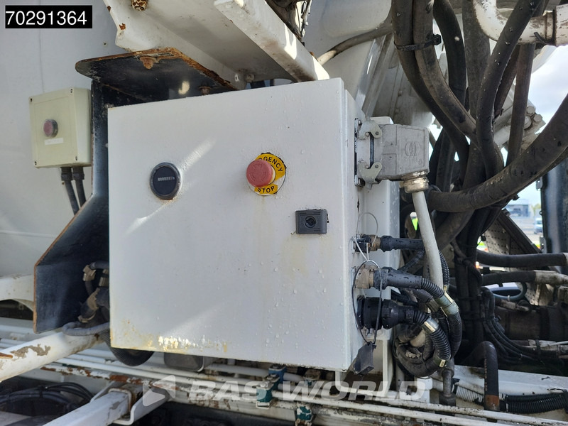 Leasing de Mercedes-Benz Actros 3241 8X4 Cifa MK24.4Z Pompe+Mixer Retarder 3-Pedals Steelsuspension Big-Axle Euro 5 Mercedes-Benz Actros 3241 8X4 Cifa MK24.4Z Pompe+Mixer Retarder 3-Pedals Steelsuspension Big-Axle Euro 5: foto 12