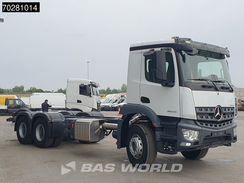 Mercedes-Benz Arocs 2640 6X4 NEW Chassis Big-Axle Automatic Euro 6 - Camión chasis: foto 3 Mercedes-Benz Arocs 2640 6X4 NEW Chassis Big-Axle Automatic Euro 6 - Camión chasis: foto 3