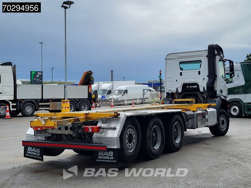 Mercedes-Benz Arocs 3232 Arocs 8X4 LOW Mileage! BDF Big-Axle Lift+Steering-Axle Euro 6 - Camión portacontenedore/ Intercambiable: foto 5 Mercedes-Benz Arocs 3232 Arocs 8X4 LOW Mileage! BDF Big-Axle Lift+Steering-Axle Euro 6 - Camión portacontenedore/ Intercambiable: foto 5