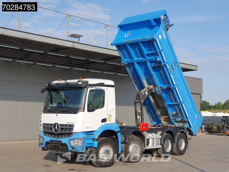 Mercedes-Benz Arocs 3243 8X4 14m3 2-side tipper Big-Axle Steelsuspension Navi Euro 6 - Camión volquete: foto 3 Mercedes-Benz Arocs 3243 8X4 14m3 2-side tipper Big-Axle Steelsuspension Navi Euro 6 - Camión volquete: foto 3
