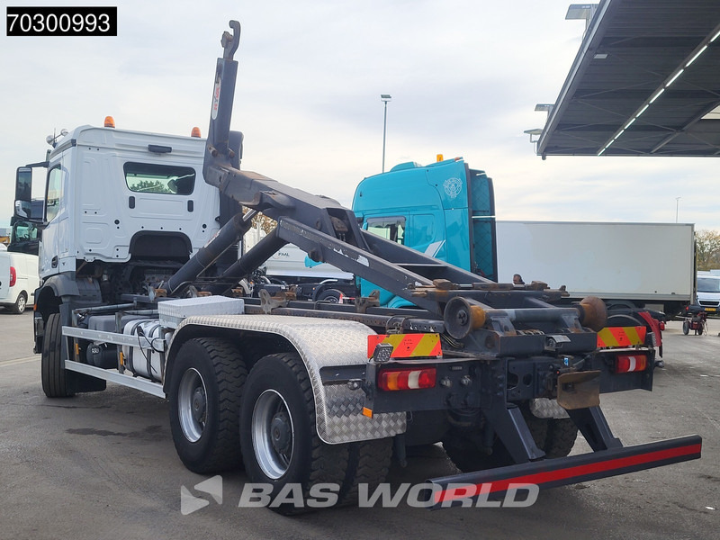Mercedes-Benz Arocs 3342 6X4 HYVA 26-62-S Hooklift Big-Axle Automatic Euro 6 - Camión multibasculante: foto 5 Mercedes-Benz Arocs 3342 6X4 HYVA 26-62-S Hooklift Big-Axle Automatic Euro 6 - Camión multibasculante: foto 5