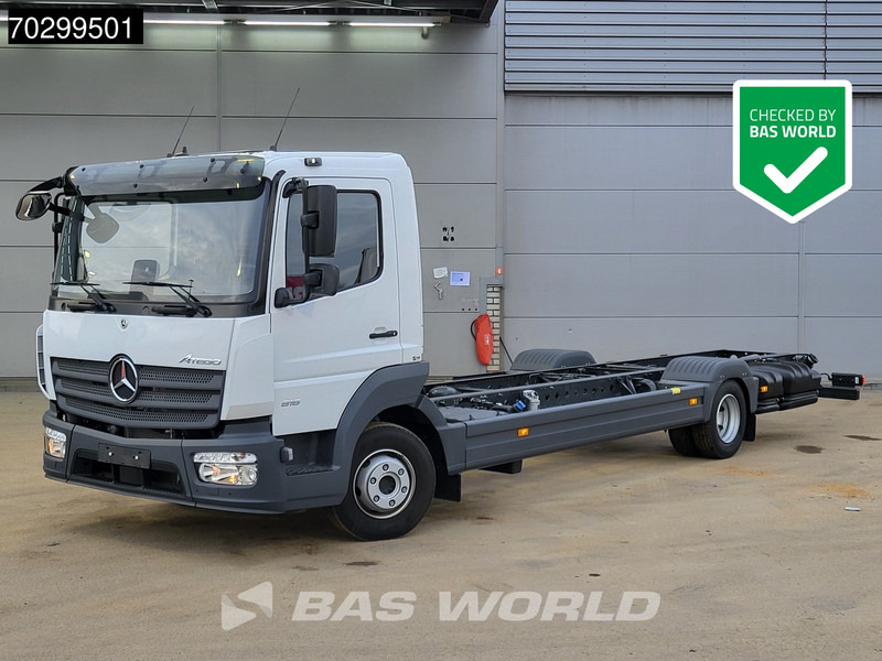 Mercedes-Benz Atego 816 Atego 4X2 LIKE NEW 8tons chassis Automatic PTO Euro 6 - Camión chasis: foto 1 Mercedes-Benz Atego 816 Atego 4X2 LIKE NEW 8tons chassis Automatic PTO Euro 6 - Camión chasis: foto 1